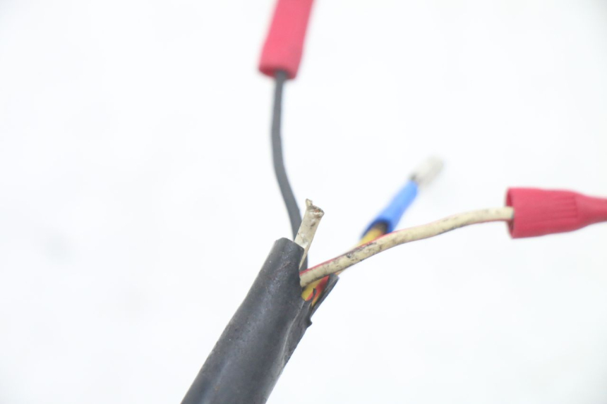 photo de LICHTMASCHINE YAMAHA AEROX 50 (1997 - 2006) - Kennzeichnungen und Originalreferenzen