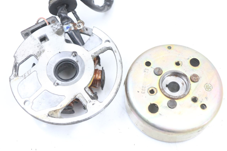 photo de LICHTMASCHINE YAMAHA YE ZEST 50 (1992 - 1998) - Zoom auf Gebrauchszustand