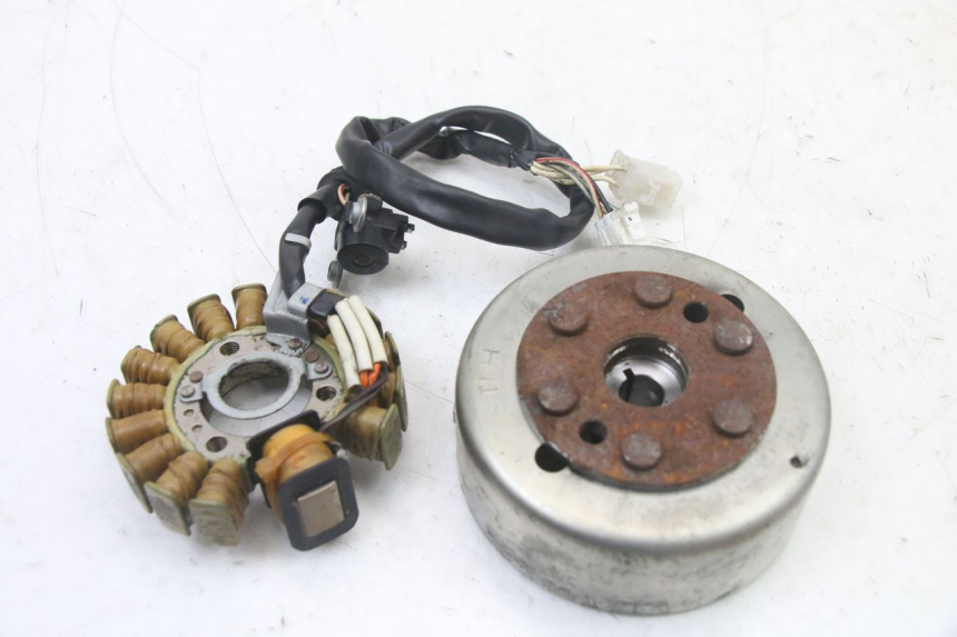 photo de LICHTMASCHINE YAMAHA YP MAJESTY 125 (2007 - 2010) - Detailansicht des Bauteils