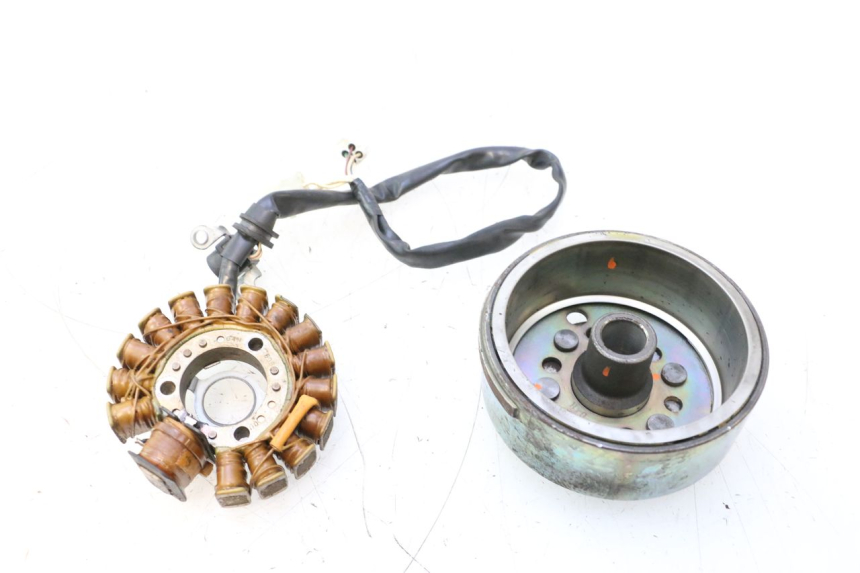photo de ROTOR STATOR YAMAHA YP MAJESTY 125 (1998 - 2001) - Detailansicht des Bauteils