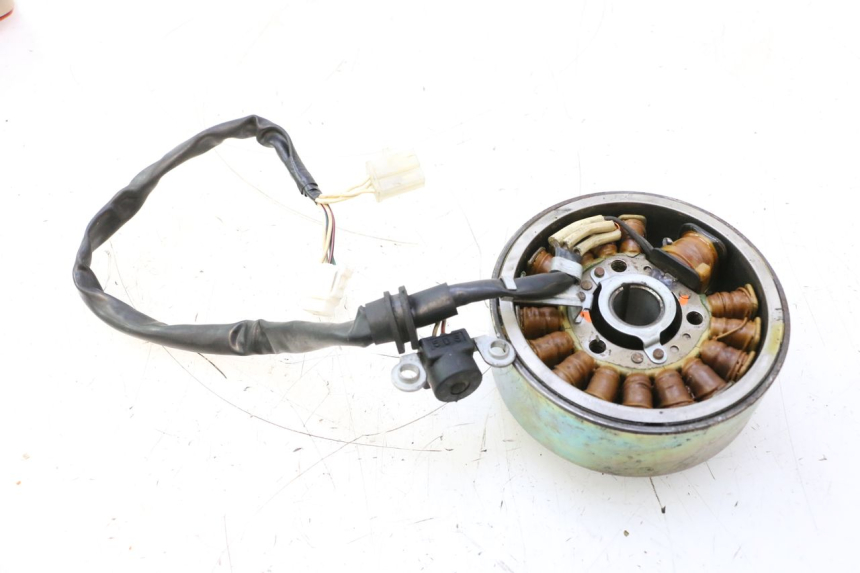 photo de ROTOR STATOR YAMAHA YP MAJESTY 125 (1998 - 2001) - Alternative Perspektive