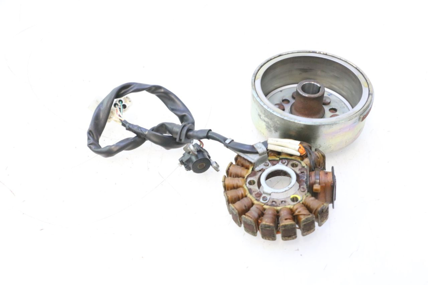 photo de ROTOR STATOR YAMAHA YP MAJESTY 125 (2002 - 2006) - Charakteristische Merkmale