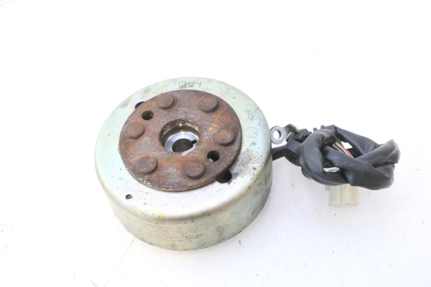 photo de ROTOR STATOR YAMAHA YP MAJESTY 125 (1998 - 2001) - Detailansicht des Bauteils