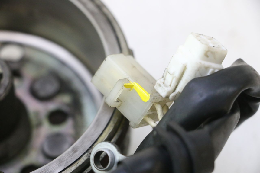 photo de ROTOR STATOR YAMAHA YP MAJESTY 125 (1998 - 2001) - Alternative Perspektive