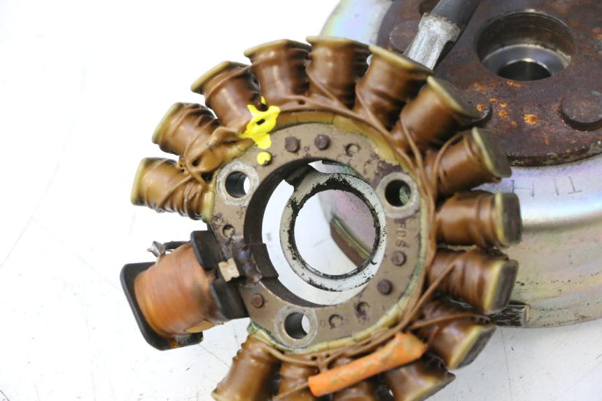 photo de ROTOR STATOR YAMAHA YP MAJESTY 125 (2002 - 2006) - Zoom auf Gebrauchszustand