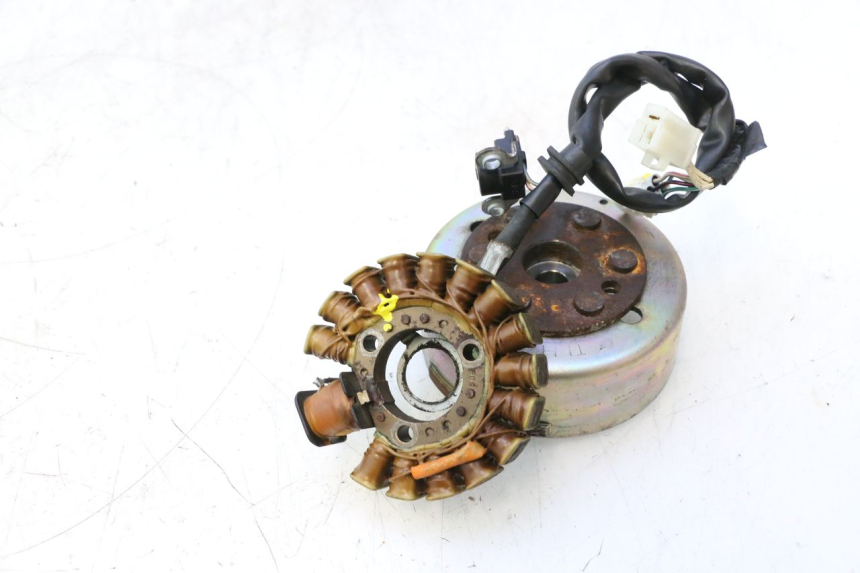 photo de ROTOR STATOR YAMAHA YP MAJESTY 125 (2002 - 2006) - Alternative Perspektive