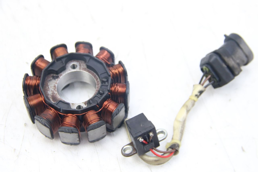 photo de ROTOR STATOR PIAGGIO ZIP 4T 50 (2018 - 2020) - Alternative Perspektive