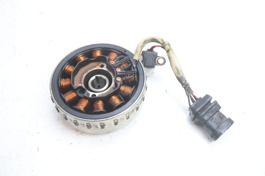 photo de ROTOR STATOR PIAGGIO ZIP 4T 50 (2018 - 2020) - Alternative Perspektive