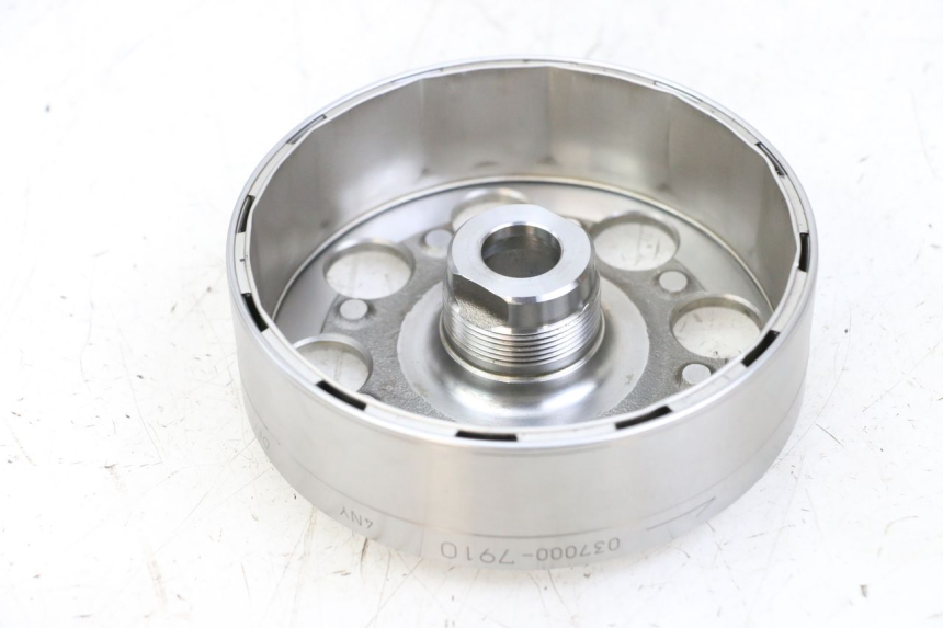 photo de LÄUFER  SUZUKI GSR 750 (2011 - 2017) - Zoom auf Gebrauchszustand