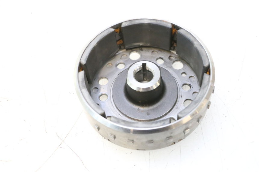 photo de LÄUFER  SUZUKI SV S 650 (2003 - 2009) - Alternative Perspektive