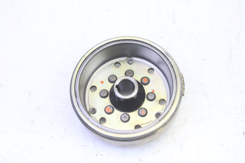 photo de LÄUFER  PEUGEOT VIVACITY NEW 2T 50 (2008 - 2017) - Alternative Perspektive