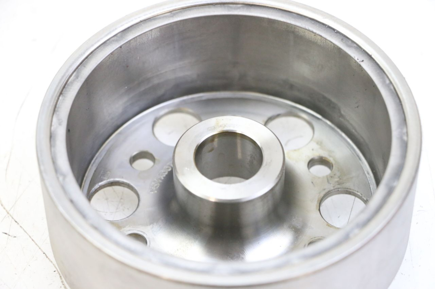 photo de LÄUFER  YAMAHA FZ6 FAZER S2 600 (2007 - 2011) - Detailansicht des Bauteils