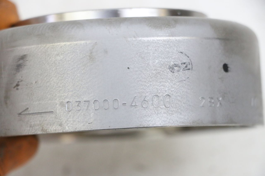 photo de LÄUFER  KAWASAKI ZR 7 750 (1999 - 2004) - Detailansicht des Bauteils