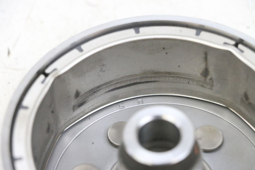 photo de LÄUFER  KAWASAKI ZR 7 750 (1999 - 2004) - Alternative Perspektive