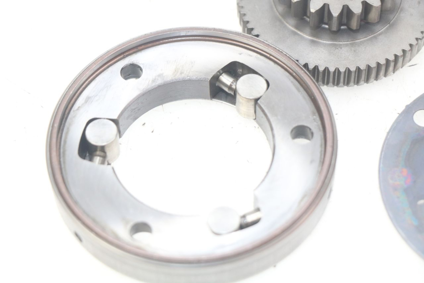 photo de ANLASSER-FREILAUF SUZUKI BURGMAN 125 (2007 - 2014) - Alternative Perspektive