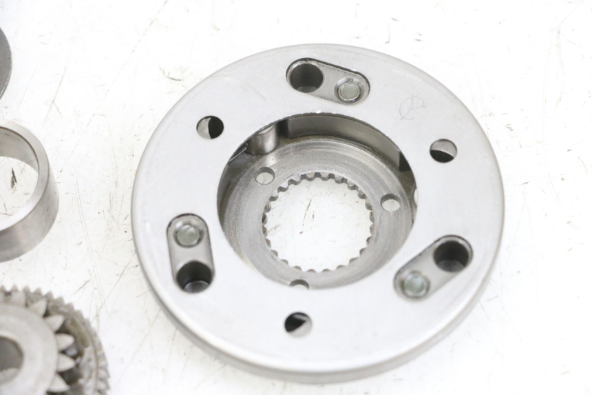 photo de ANLASSERFREILAUF YAMAHA NEOS NEO'S 4T 50 (2008 - 2016) - Details der Befestigungspunkte