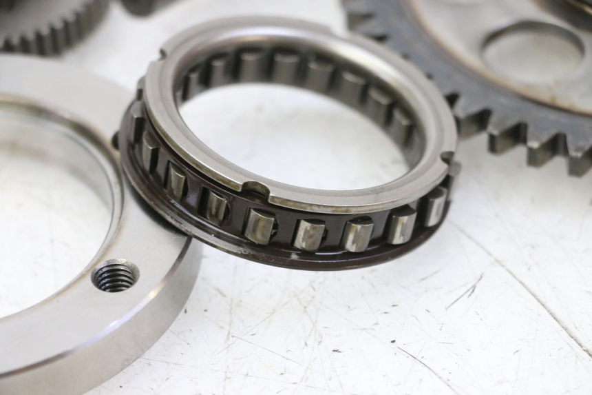 photo de ANLASSER-FREILAUF YAMAHA X-MAX XMAX 250 (2006 - 2009) - Oberflächenzustand und Material