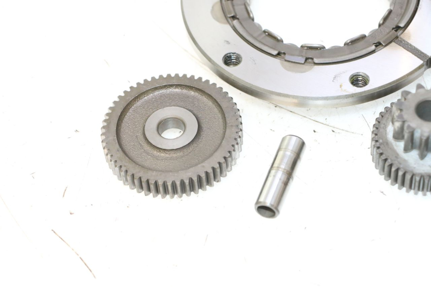 photo de ANLASSERFREILAUF HONDA XRV AFRICA TWIN 750 (1990 - 1992) - Oberflächenzustand und Material
