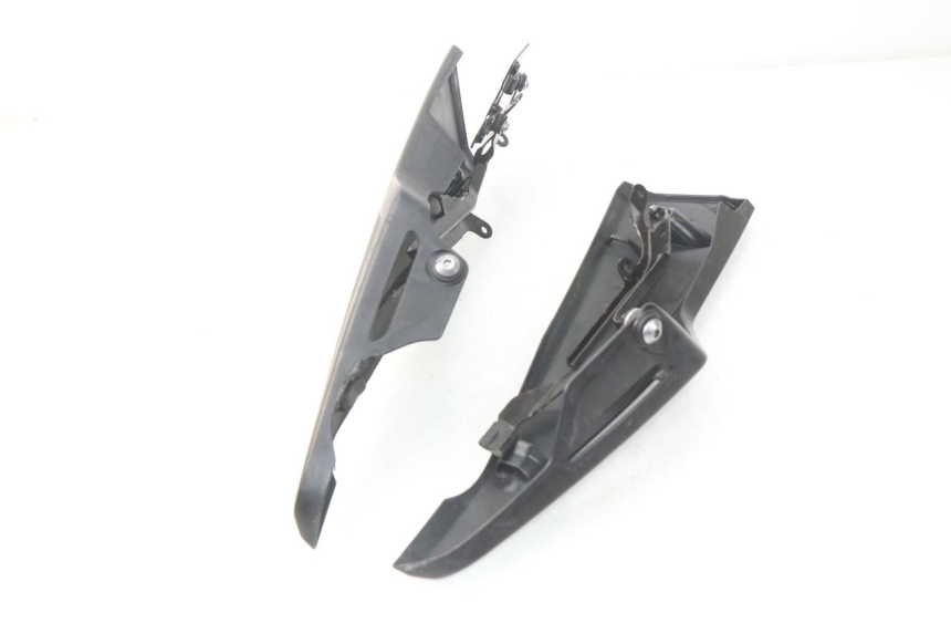 photo de BUGSPOILER YAMAHA FZ8 800 (2010 - 2016) - Zoom auf Gebrauchszustand