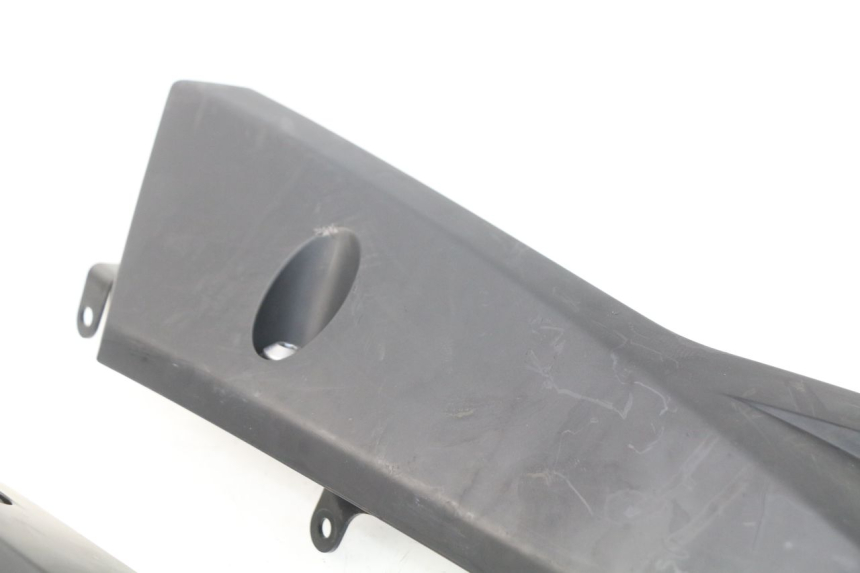 photo de BUGSPOILER YAMAHA FZ8 800 (2010 - 2016) - Technische Nahaufnahme