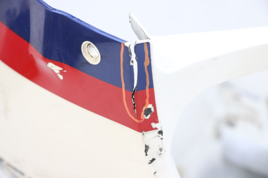 photo de BUGSPOILER KAWASAKI GPX R WARBIRD 600 (1988 - 1993) - Oberflächenzustand und Material