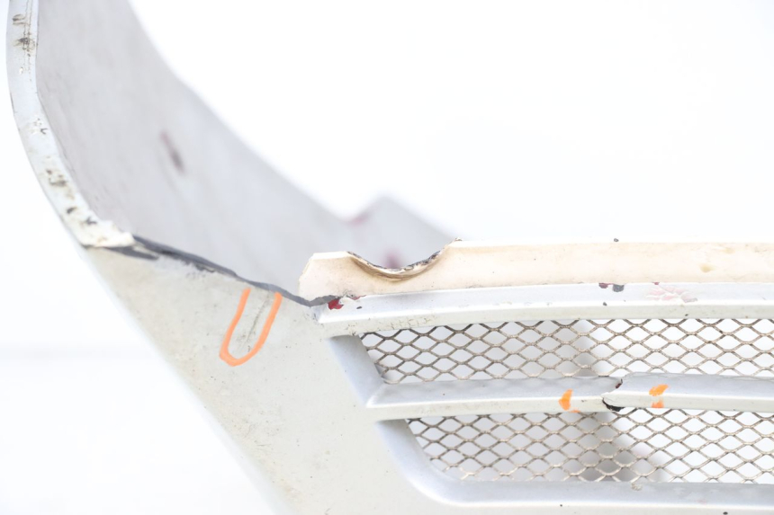 photo de BUGSPOILER SUZUKI GSX E 250 (1982 - 1983) - Zoom auf Komponenten