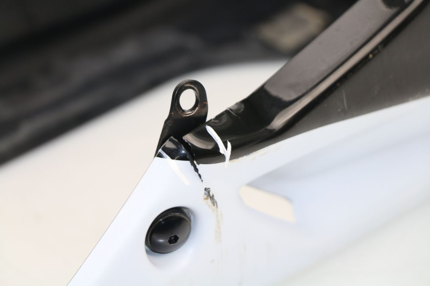 photo de BUGSPOILER KAWASAKI Z 650 (2016 - 2019) - Kennzeichnungen und Originalreferenzen