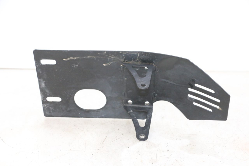 photo de MOTORRAD-UNTERFAHRSCHUTZ APOLLO RFZ 125 - Zoom auf Gebrauchszustand