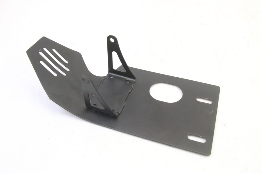 photo de MOTORRAD-UNTERFAHRSCHUTZ APOLLO RFZ 125 - Zoom auf Gebrauchszustand