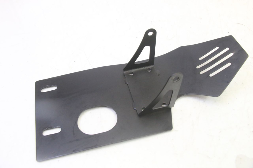 photo de MOTORRAD-UNTERFAHRSCHUTZ APOLLO RFZ 125 - Zoom auf Gebrauchszustand