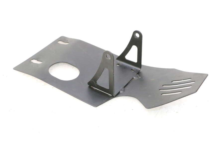 photo de MOTORRADUNTERFAHRSCHUTZ APOLLO RFZ 150 - Details der Befestigungspunkte