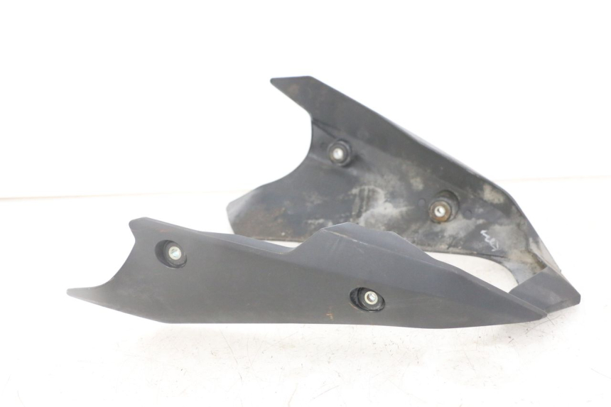 photo de BUGSPOILER YAMAHA XJ6 ABS 600 (2008 - 2016) - Zoom auf Gebrauchszustand