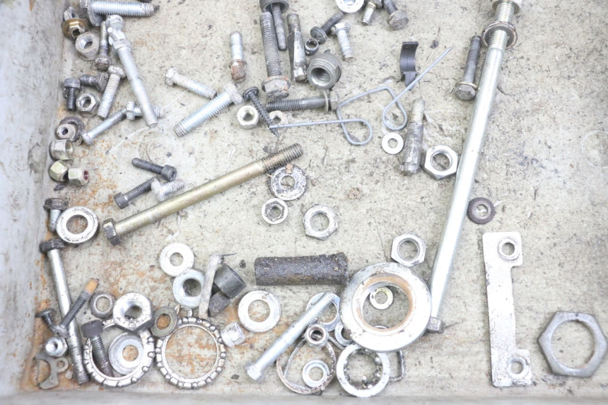 photo de SCHRAUBENBEUTEL PEUGEOT 103 VOGUE VS2 50 (2004 - 2017) - Zoom auf Gebrauchszustand