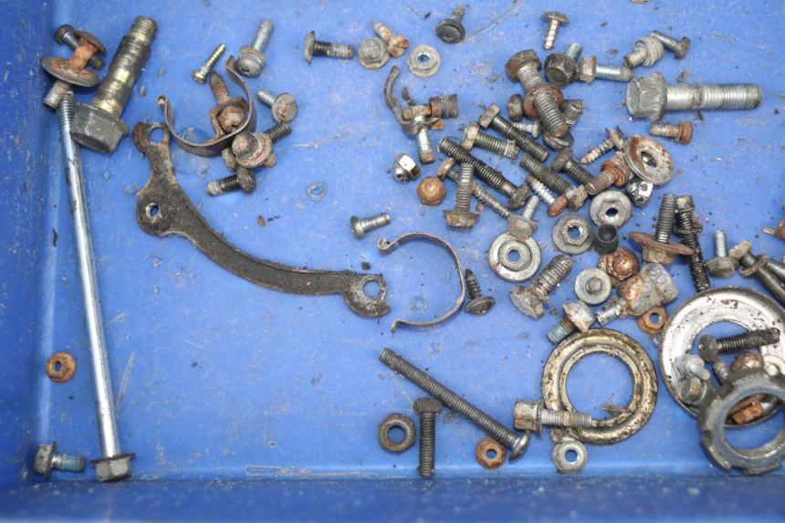 photo de SCHRAUBEN MBK ACTIVE 80 (1991 - 1995) - Zoom auf Gebrauchszustand