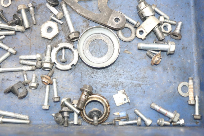 photo de SCHRAUBEN SUZUKI ADDRESS 110 (2015 - 2020) - Technische Nahaufnahme