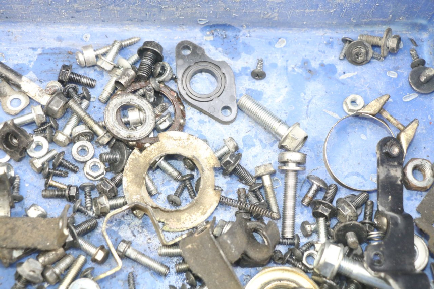 photo de SCHRAUBENBEUTEL KYMCO AGILITY 16+ 4T 50 (2018 - 2023) - Alternative Perspektive