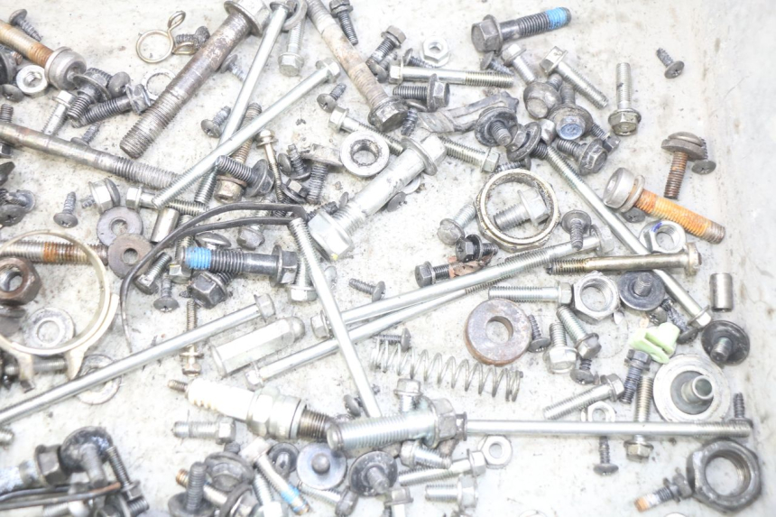 photo de SCHRAUBENBEUTEL KYMCO AGILITY 16+ 4T 50 (2018 - 2023) - Zoom auf Gebrauchszustand