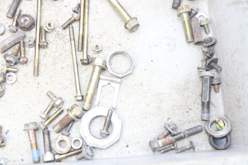 photo de SCHRAUBENBEUTEL KYMCO AGILITY 4T 50 (2005 - 2018) - Zoom auf Gebrauchszustand