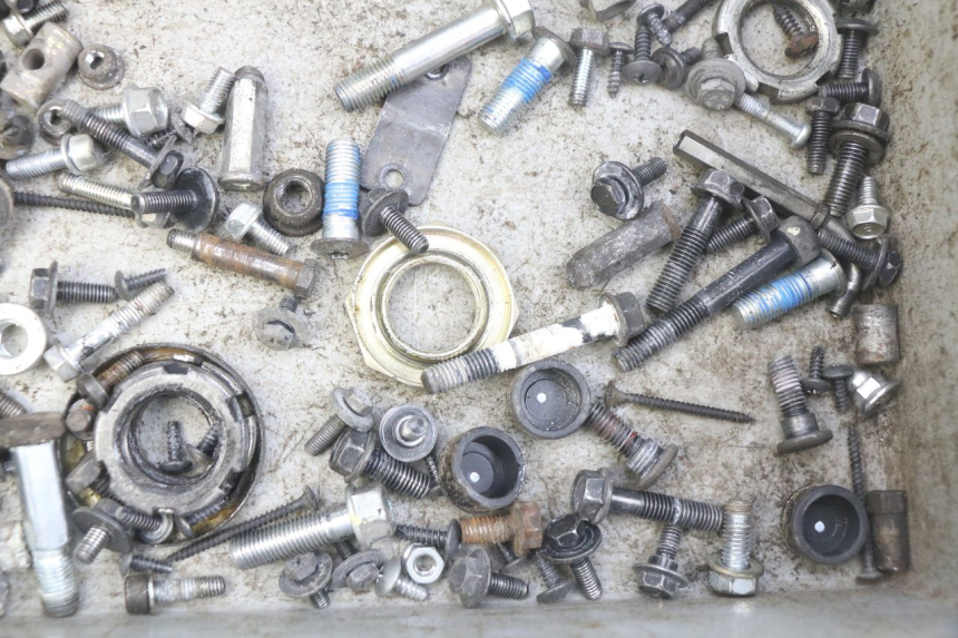 photo de SCHRAUBENBEUTEL KYMCO AGILITY 4T 50 (2018 - 2022) - Alternative Perspektive