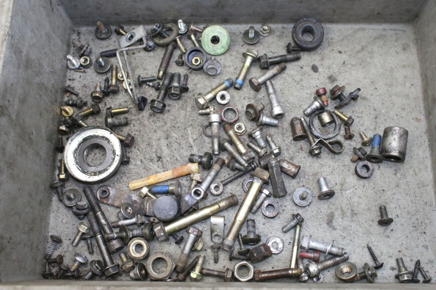 photo de SCHRAUBENBEUTEL KYMCO AGILITY 4T 50 (2005 - 2018) - Hauptansicht