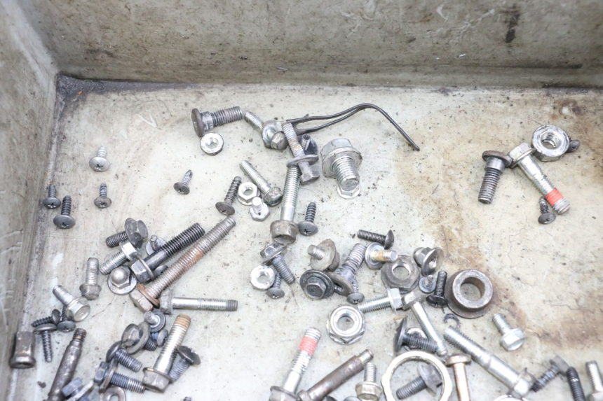 photo de SCHRAUBENBEUTEL KYMCO AGILITY 4T 50 (2018 - 2022) - Zoom auf Gebrauchszustand