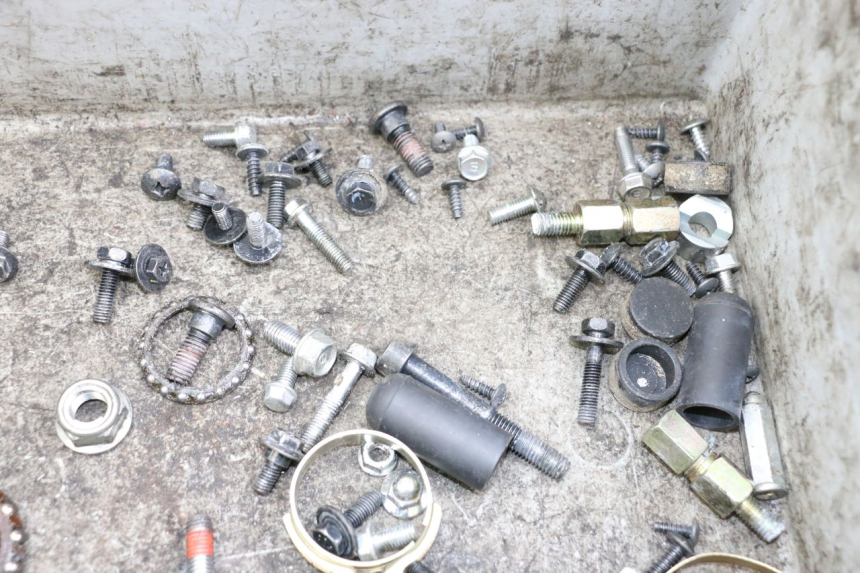 photo de SCHRAUBENBEUTEL KYMCO AGILITY 4T 50 (2018 - 2022) - Alternative Perspektive