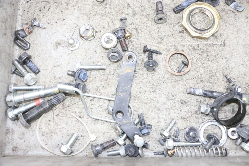 photo de SCHRAUBENBEUTEL KYMCO AGILITY 4T 50 (2018 - 2022) - Zoom auf Gebrauchszustand