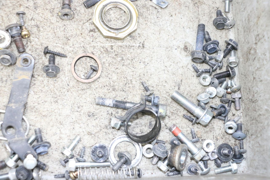 photo de SCHRAUBENBEUTEL KYMCO AGILITY 4T 50 (2018 - 2022) - Alternative Perspektive