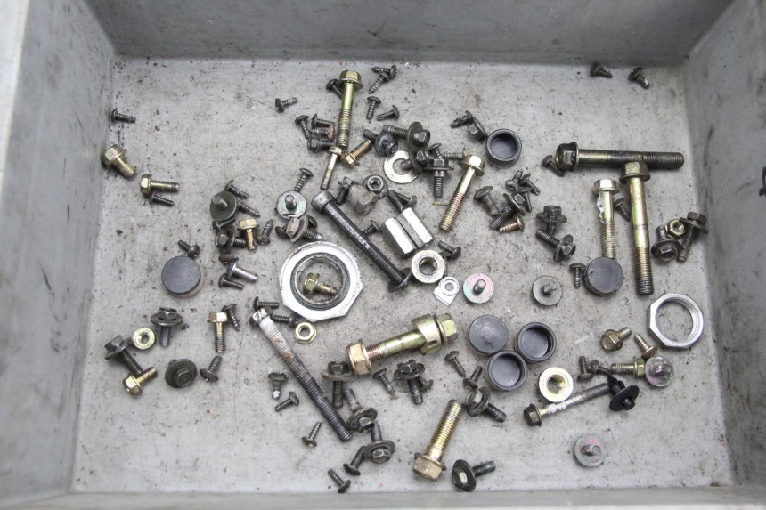 photo de SCHRAUBEN KYMCO AGILITY CITY 4T 50 (2008 - 2016) - Hauptansicht