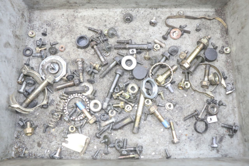 photo de SCHRAUBENBEUTEL KYMCO AGILITY RS 4T 50 (2009 - 2013) - Hauptansicht