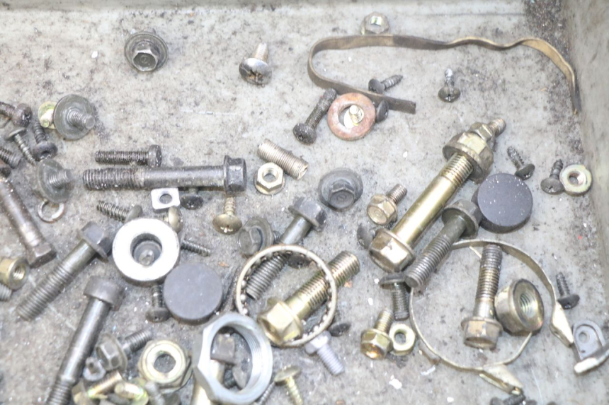 photo de SCHRAUBENBEUTEL KYMCO AGILITY RS 4T 50 (2009 - 2013) - Alternative Perspektive