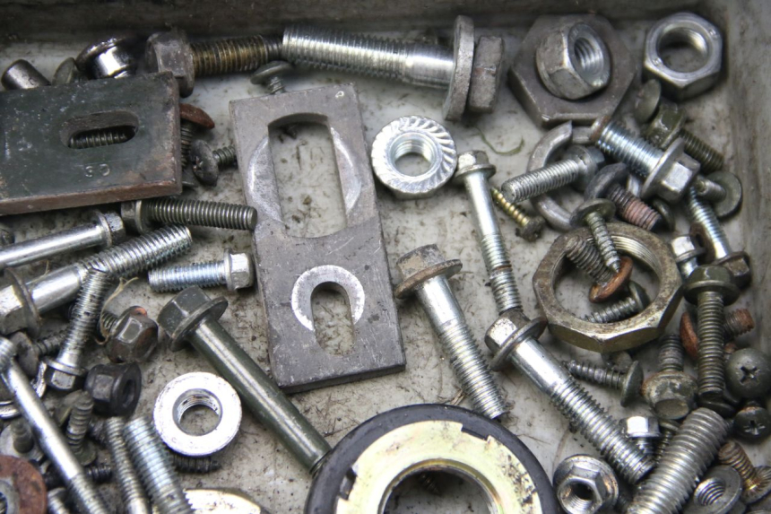 photo de SCHRAUBENBEUTEL ECCITY ARTELEC 670 1 (2013 - 2017) - Technische Nahaufnahme