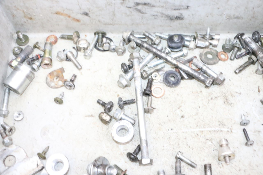 photo de SCHRAUBEN MAG POWER BOMBERS 4T 50 (2016 - 2026) - Zoom auf Gebrauchszustand