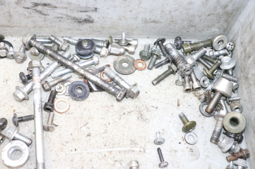 photo de SCHRAUBEN MAG POWER BOMBERS 4T 50 (2016 - 2026) - Gesamtansicht des Produkts